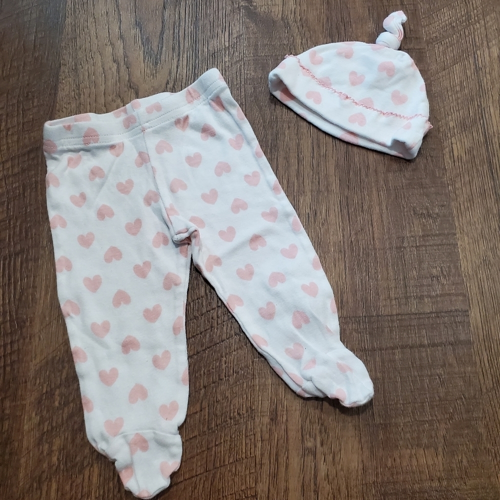 Gerber Cotton Baby Matching Set Hearts Footed Pants Beanie Hat Pink White Casual